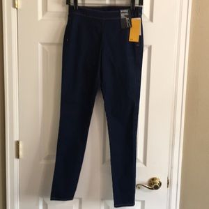 H&M super skinny regular waist ankle US size 6 Skinny jeans